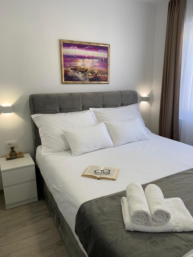 Apartments Corcovado Vodice Ngoại thất bức ảnh