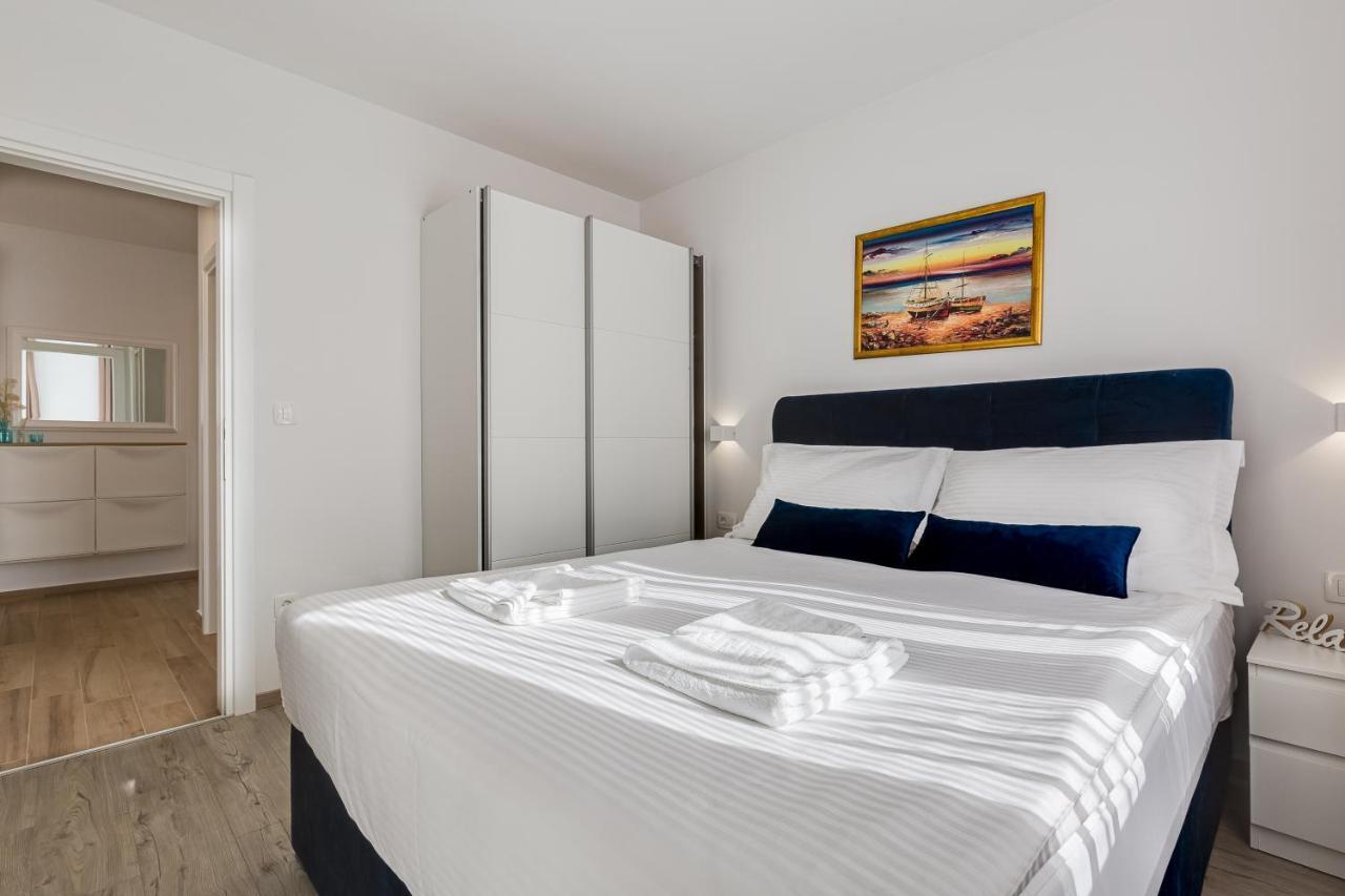 Apartments Corcovado Vodice Ngoại thất bức ảnh