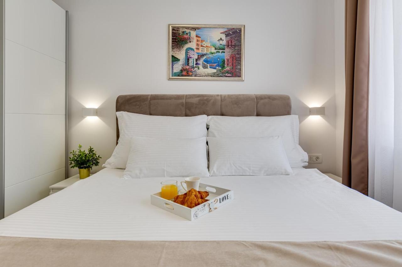 Apartments Corcovado Vodice Ngoại thất bức ảnh